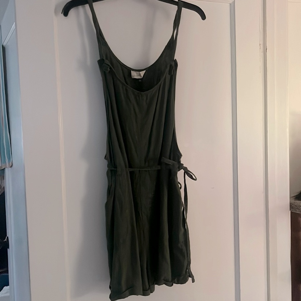 Romper! Olive green 🥰